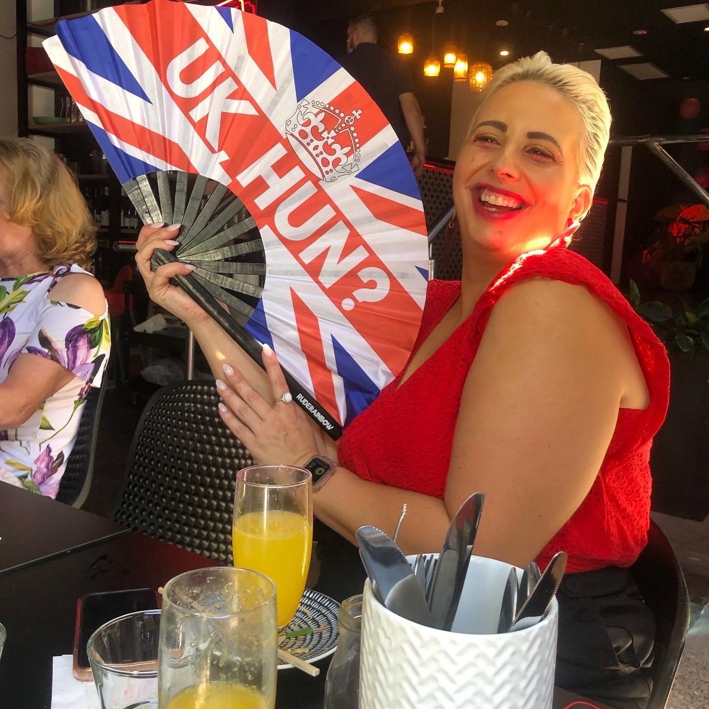 UK Hun Party Fan